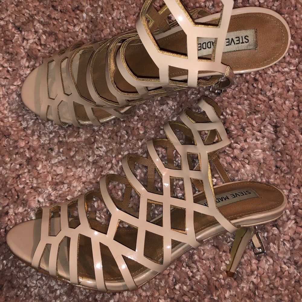 STEVE MADDEN - Size 8 heels